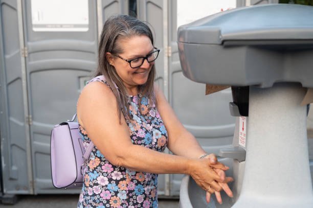 Best Affordable portable toilet rental  in Walnut, IL